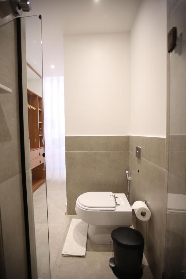ריו דה ז'ניירו Unhotel - Aluguel De Temporada Avenida Atlantica, Posto 6 - Praia De Copacabana מראה חיצוני תמונה